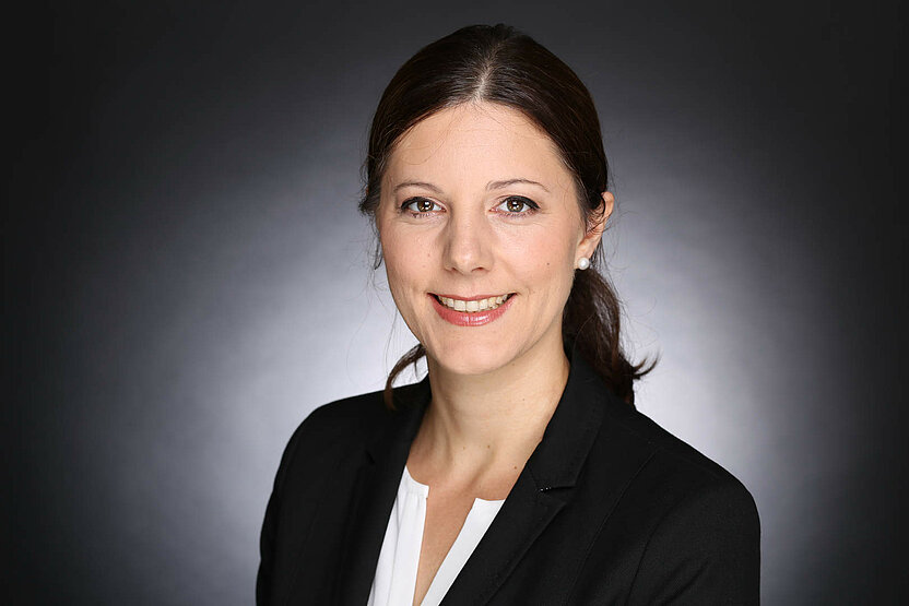 Prof. Dr. Deborah Jackwerth-Rice Porträt Prof. Dr. Deborah Jackwerth-Rice
