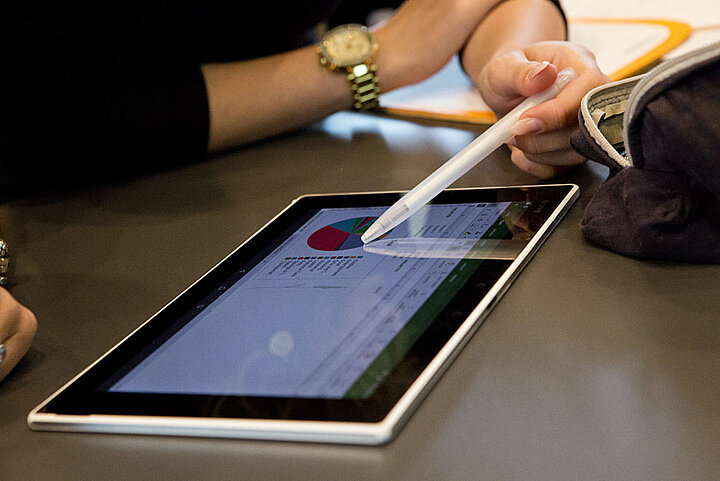 Tablet Studierende