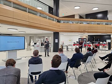Vortrag in der Bibliothek der HdBA